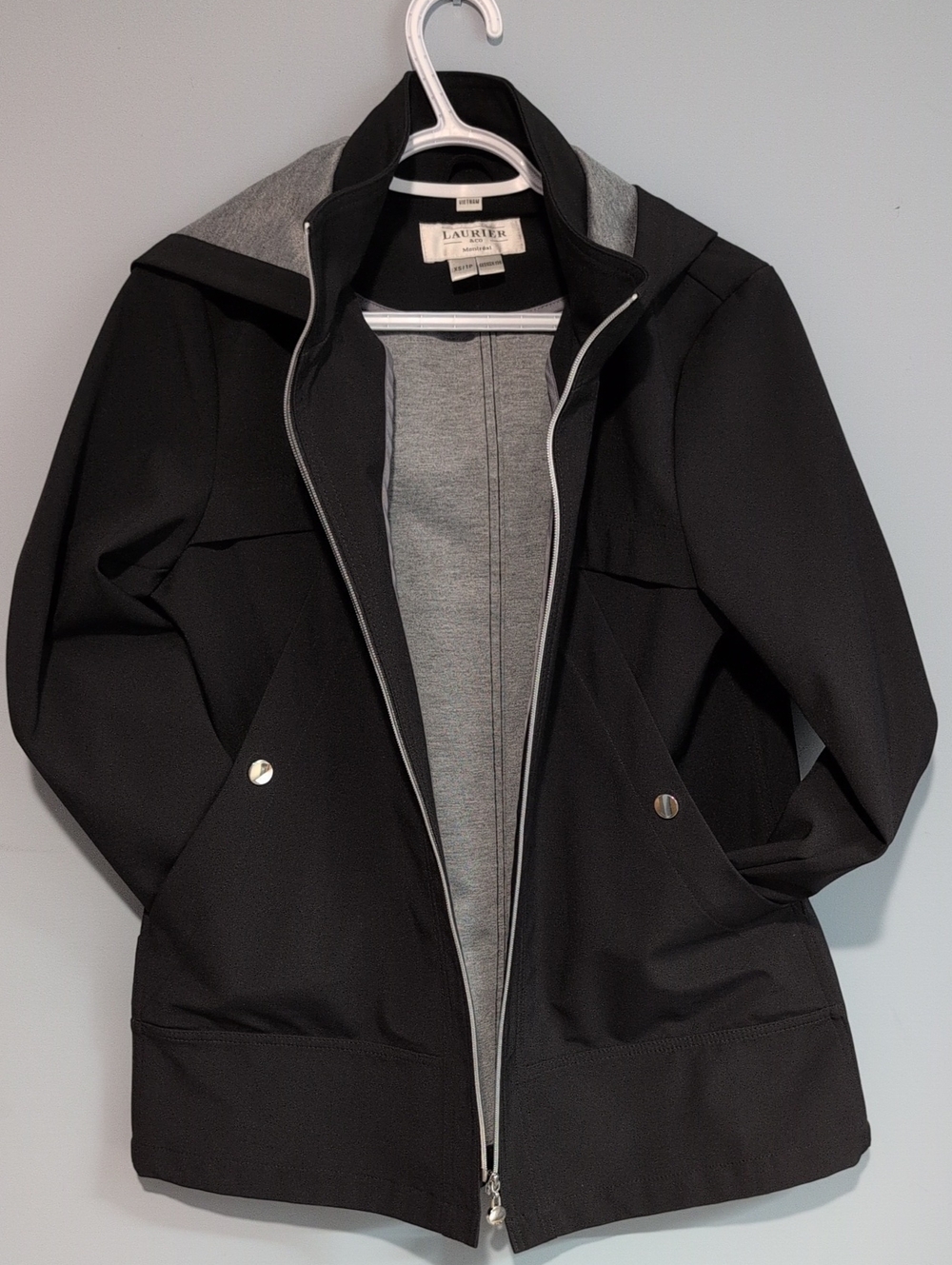Laurier & Co Montreal Women's Black Hooded Light Black Jacket